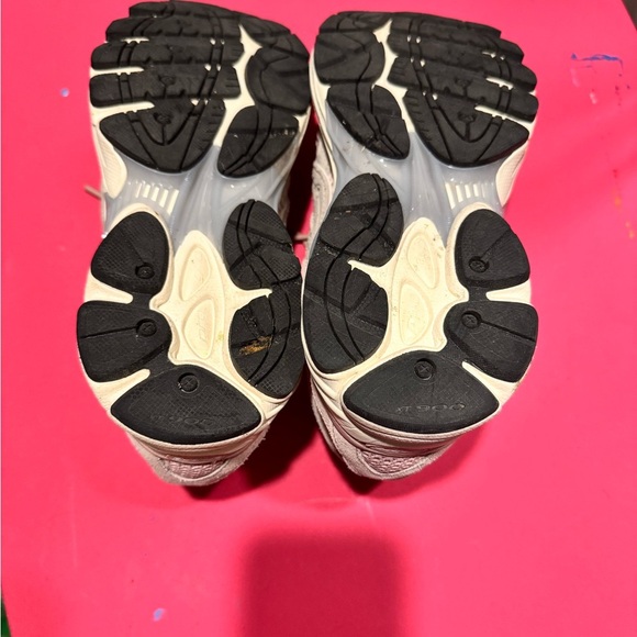 Pink Saucony ProGrid Omni 9 Premium Sneaker Men’s 8/Women’s 9.5 - Picture 4 of 4